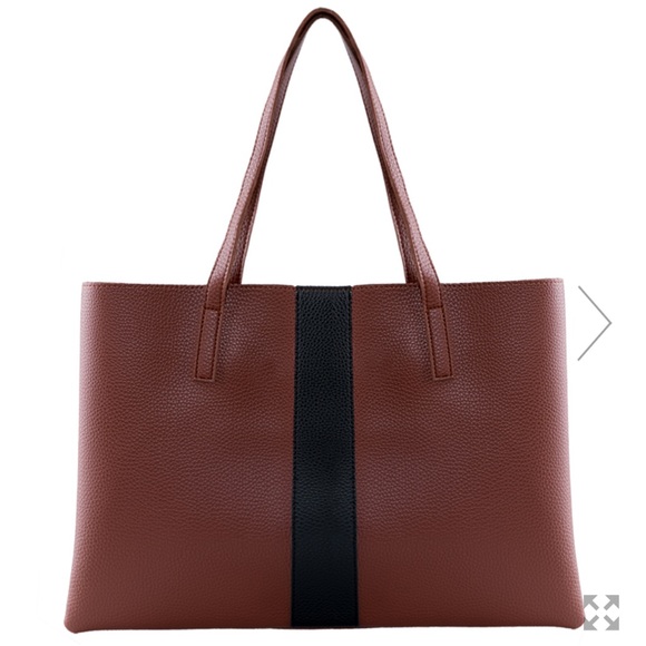 Vince Camuto Handbags - Vince Camuto Luck Tote